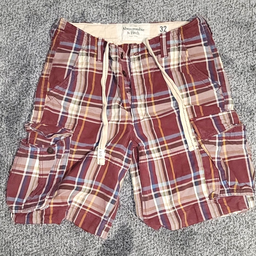 Mens maroon abercrombie cargo shorts